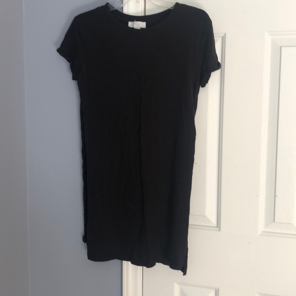 T-shirt Side Cut top